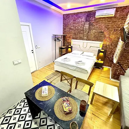 Taksim Luxurious Ammuer