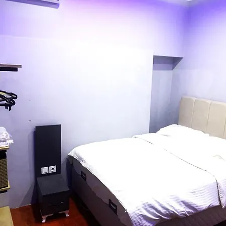 Taksim Luxurious Ammuer 3*
