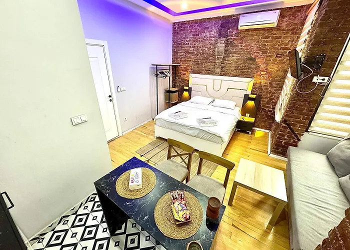 Taksim Luxurious Ammuer