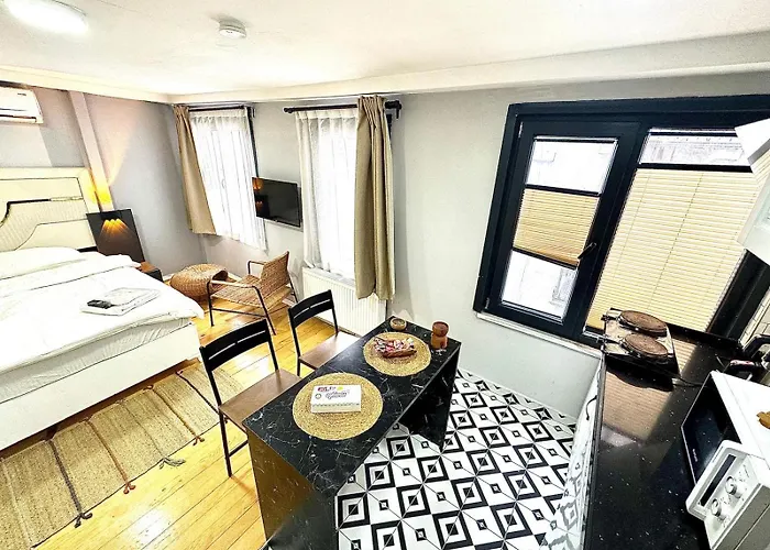 Taksim Luxurious Ammuer